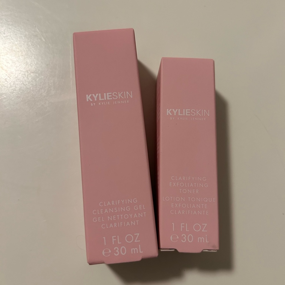 Kylie Skin Clarifying Cleansing Gel and Exfoliating Toner Set - Mini Sizes